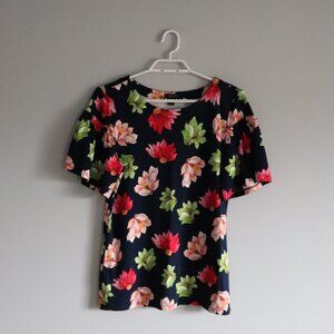 Ann Taylor Factory Bell Sleeve Floral Small‎ T-Shirt Pullover Blouse Top